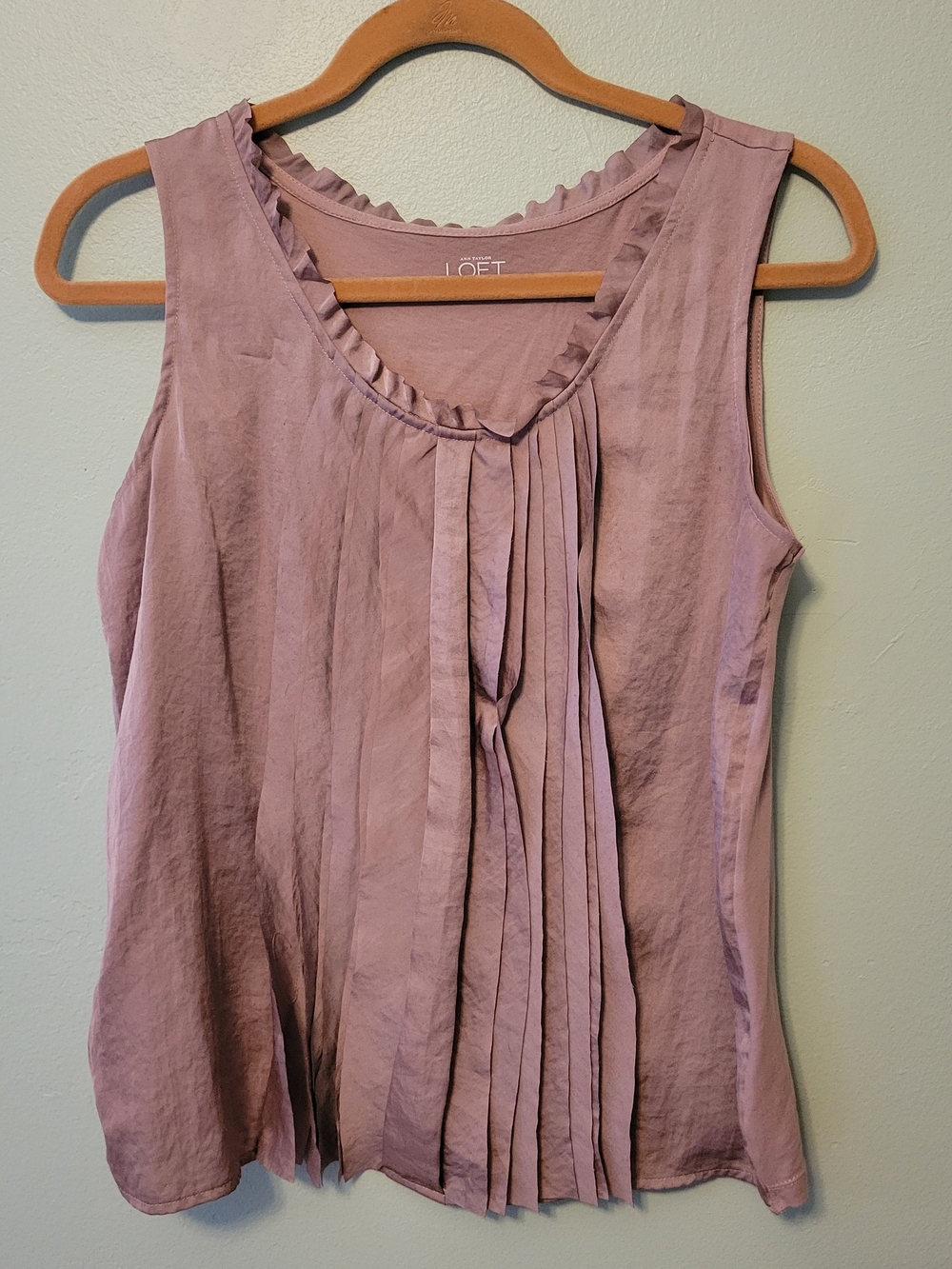 LOFT Mauve Pleated Ruffle Neck Sleeveless Top